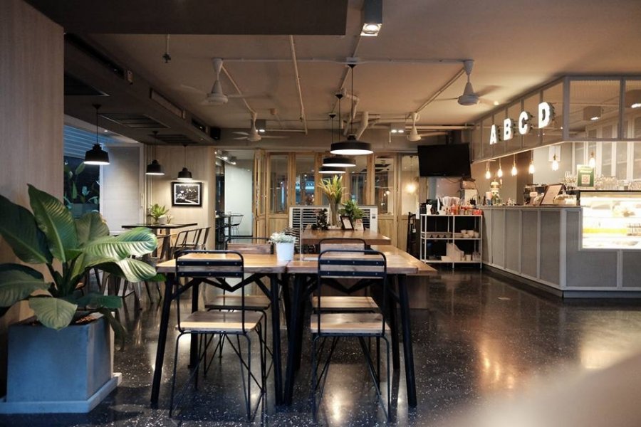 ร้าน Alphabet