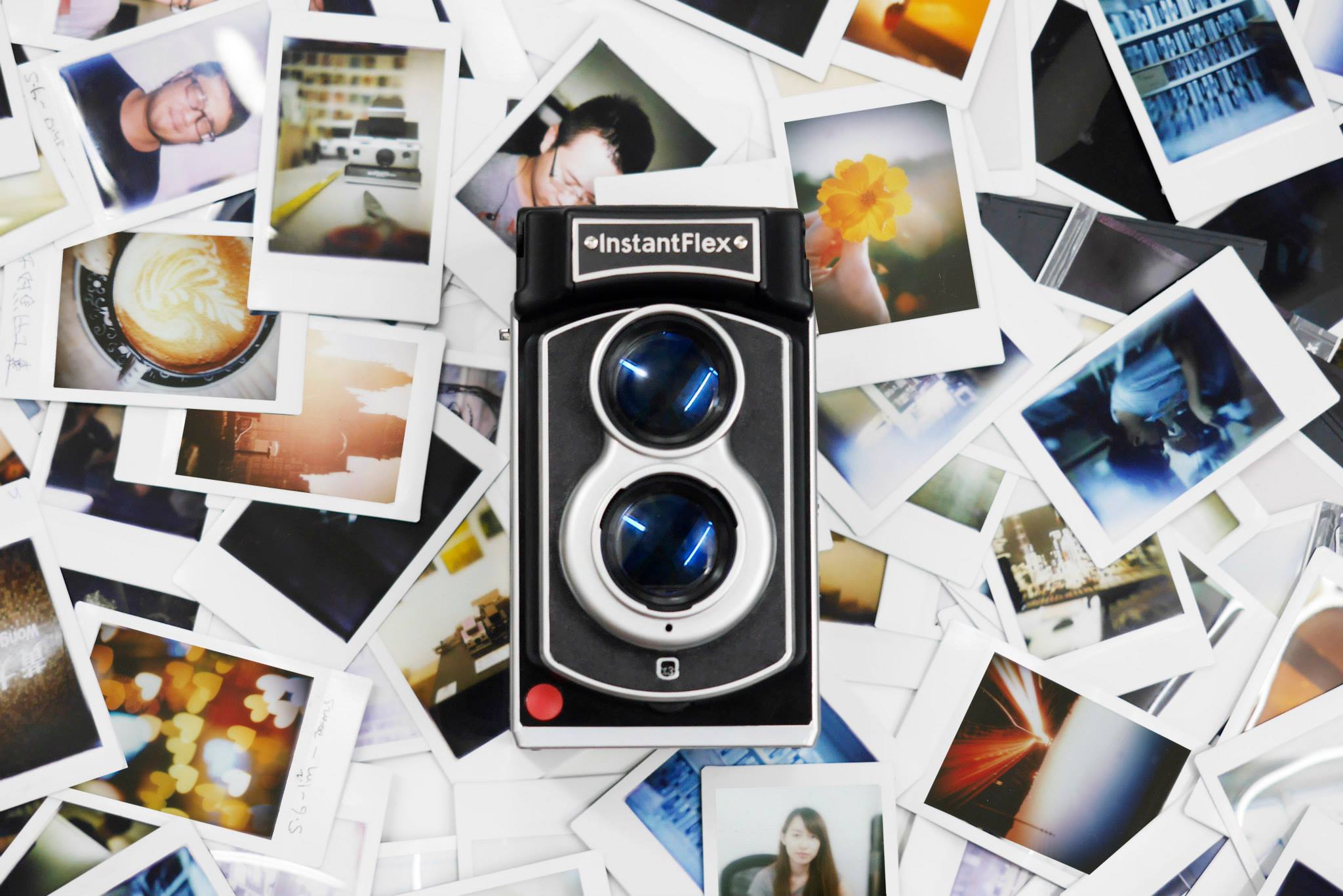 ชุบชีวิตกล้อง Rolleiflex สุดคลาสสิคกับกล้องโพราลอยด์สองเลนส์ InstantFlex กัน!