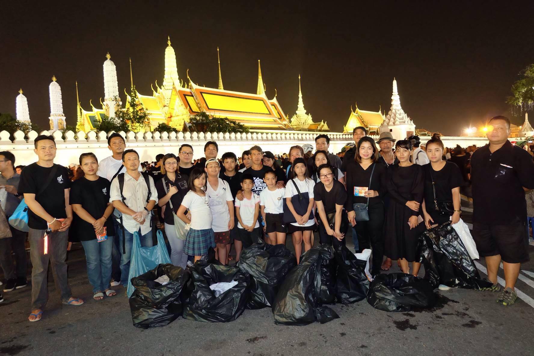 อาสาสมัครร่วมทำความดีเพื่อพ่อ อีกมุมมองที่น่ายกย่องของสังคมไทย