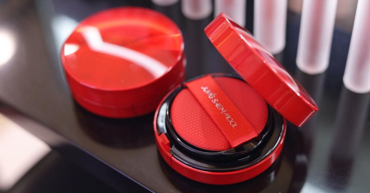 RED, MY RED คอลเลกชันลิมิเต็ดที่จะพาไปค้นหาสีแดงประจำตัวผู้หญิงทุกคนโดย Jung Saem Mool