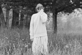 แกะ 7 ลุคชวนฝันของ Taylor Swift จากอัลบัมล่าสุด Folklore