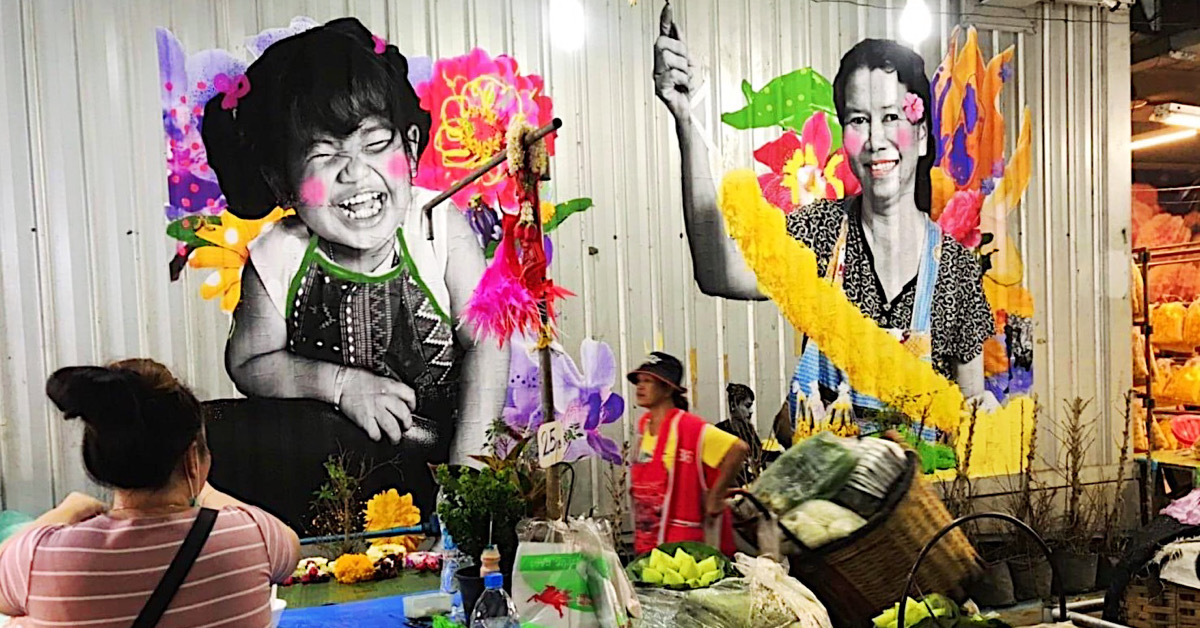 เดินชมดอกไม้ ถ่ายรูปสตรีตอาร์ต ใน ‘ปากคลอง Strike Back!’ อิเวนต์ศิลปะเพื่อทำความรู้จักชาวปากคลอง