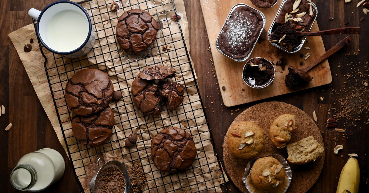 ‘กิน.ใจ’ โปรเจกต์รับถ่ายรูปอาหารโดย ‘โรงเรียนสังเคราะห์แสง’ ที่มีค่าแรงเป็นของกิน!
