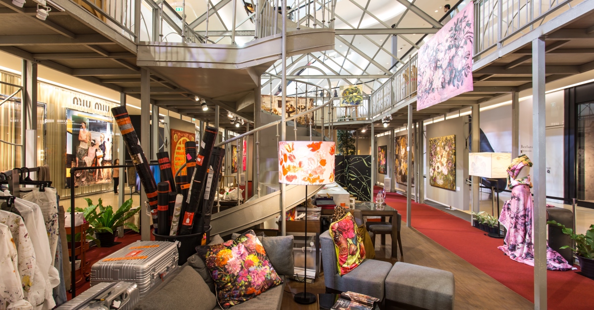 ยกห้องทำงานของ Arianna Caroli ศิลปินชาวอิตาลีผู้รักดอกไม้เป็นชีวิตจิตใจมาไว้กลางกรุงเทพฯ แล้ว