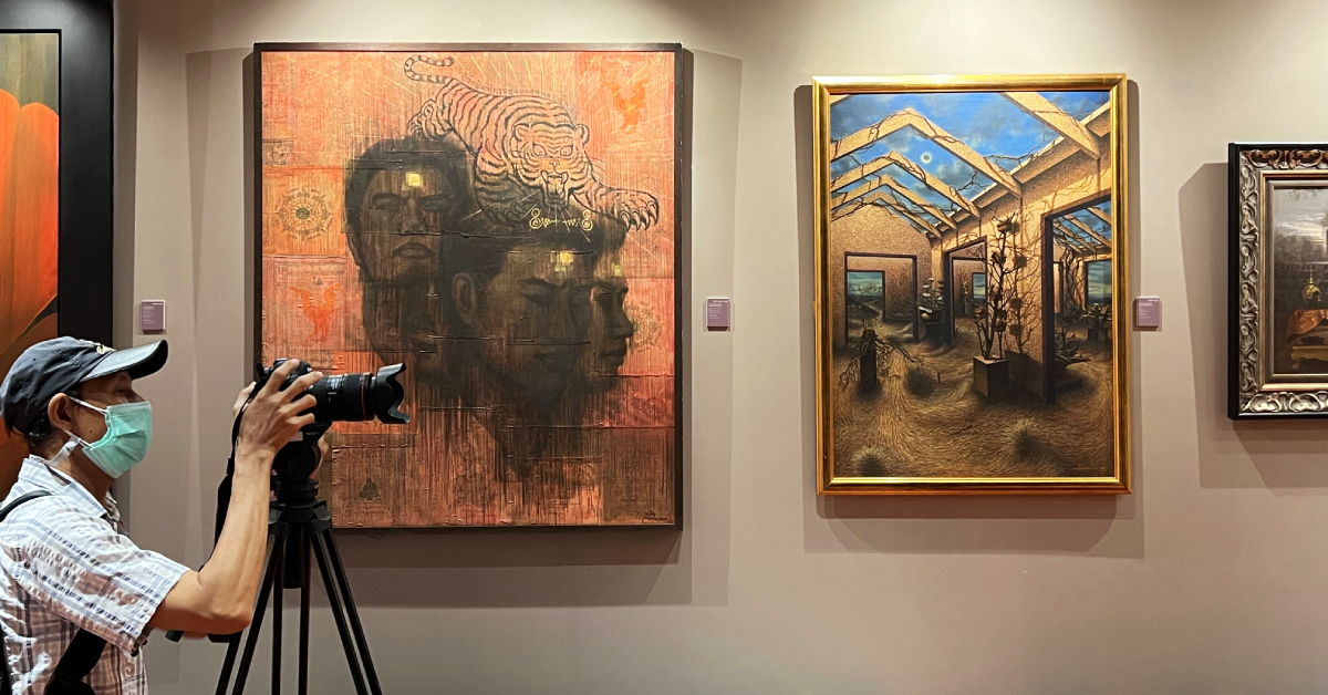 ส่องชิ้นงานศิลปะเกรด ‘สมบัติชาติ’ ก่อนงานประมูลสำคัญ ในงาน The Iconic Treasure ที่รวบรวมมาสเตอร์พีซทุกสไตล์มาให้ชมกันง่าย ๆ ในพื้นที่กลางห้าง