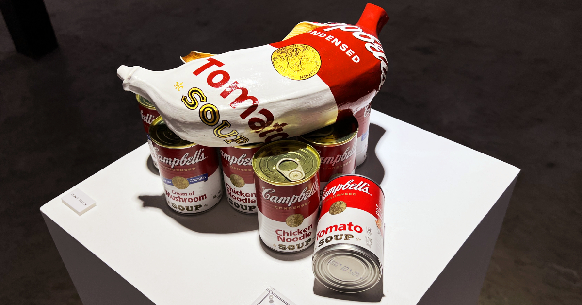 พระเจ้าช่วย กล้วย POP! พาส่องนิทรรศการกล้วย ๆ Everyone’s going bananas ที่ PLAY art house กันหน่อย