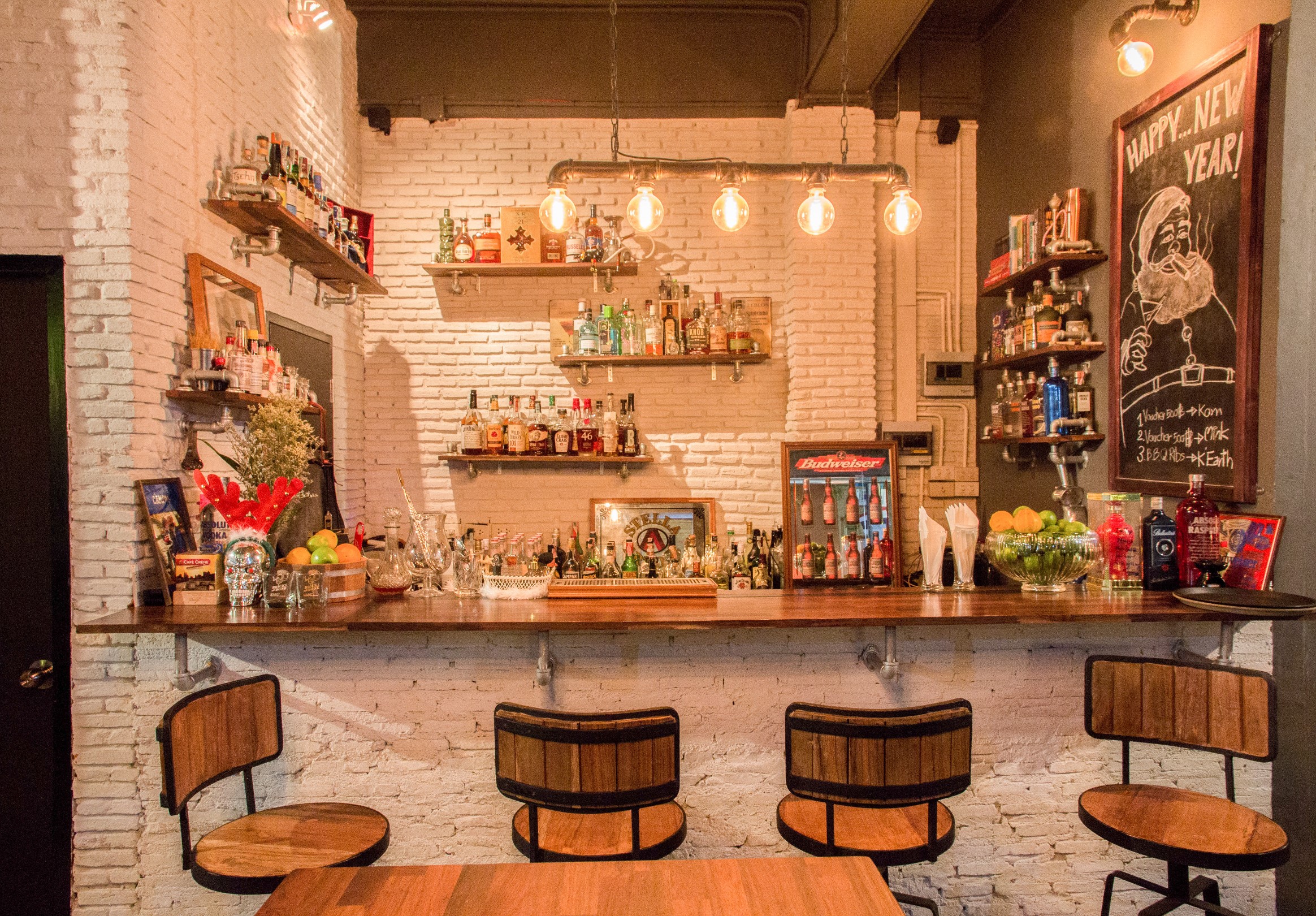 Soimilk Pick! 7 บาร์บรรยากาศสบายที่ต้องไปลองในช่วง Negroni Week ปีนี้