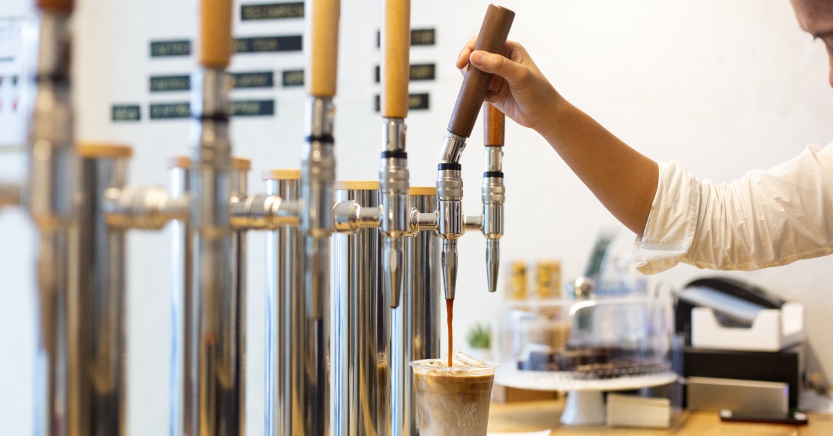 Cactus Nitro Beverage คาเฟ่ที่มีเมนูจากแท็ปไนโตรให้เลือกเยอะที่สุดในเอกมัย