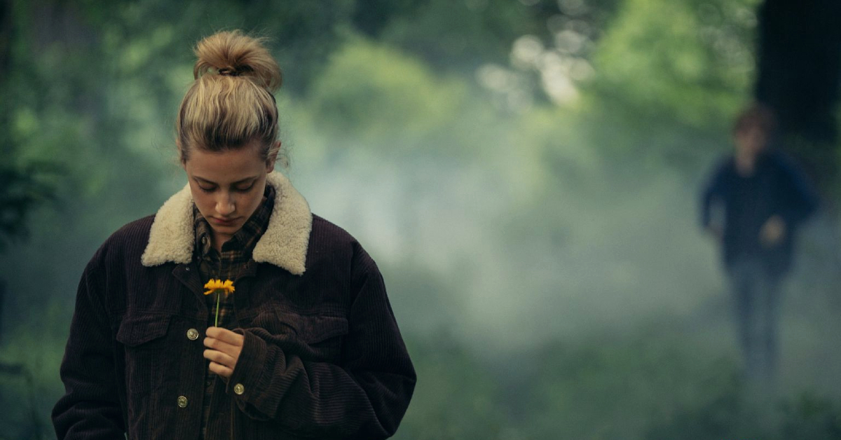 บุบสลาย แต่ยังหายใจอยู่: ชวนดู Chemical Hearts หนังที่รวมเอาทุกประเด็นเจ็บปวดของวัยรุ่นมาเล่าได้อย่างสวยงาม