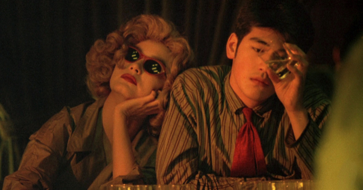 ร่วมหว่องไปกับความรักที่มีวันหมดอายุใน Chungking Express ที่เล่าเรื่องราวความเหงาในแบบที่ไม่เจ็บลึกเท่าไหร่