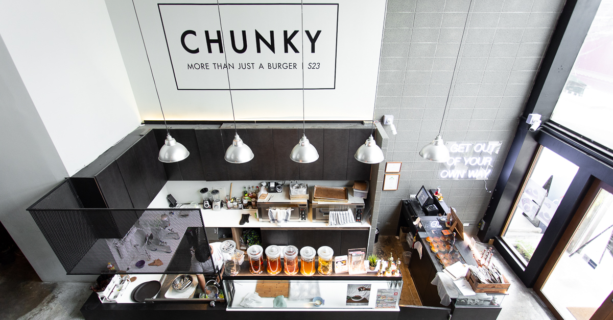 Chunky ร้านเบอร์เกอร์ไส้แน่นพร้อมแป้งคราฟต์บันนุ่มหนึบที่หอมกรุ่นจากเตาทุกวัน