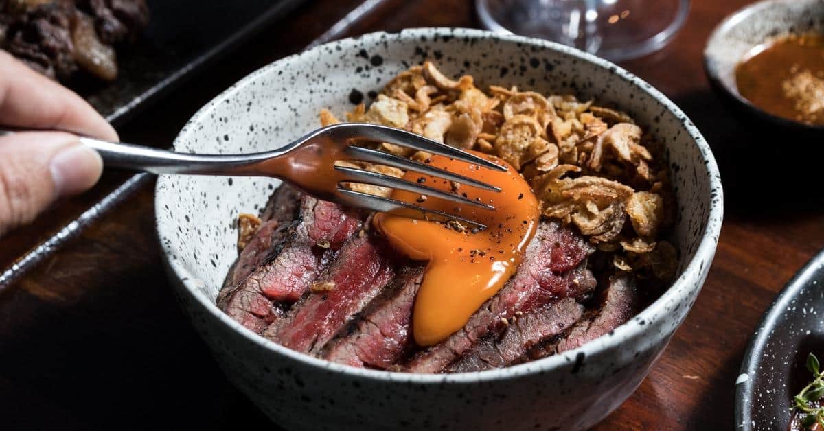 CHUNN: มาบ้าน ‘ฉัน’ ต้องกินเนื้อ บรรยากาศของร้านเนื้อบ้าน ๆ ที่รสชาติไม่บ้านอย่างที่คิด