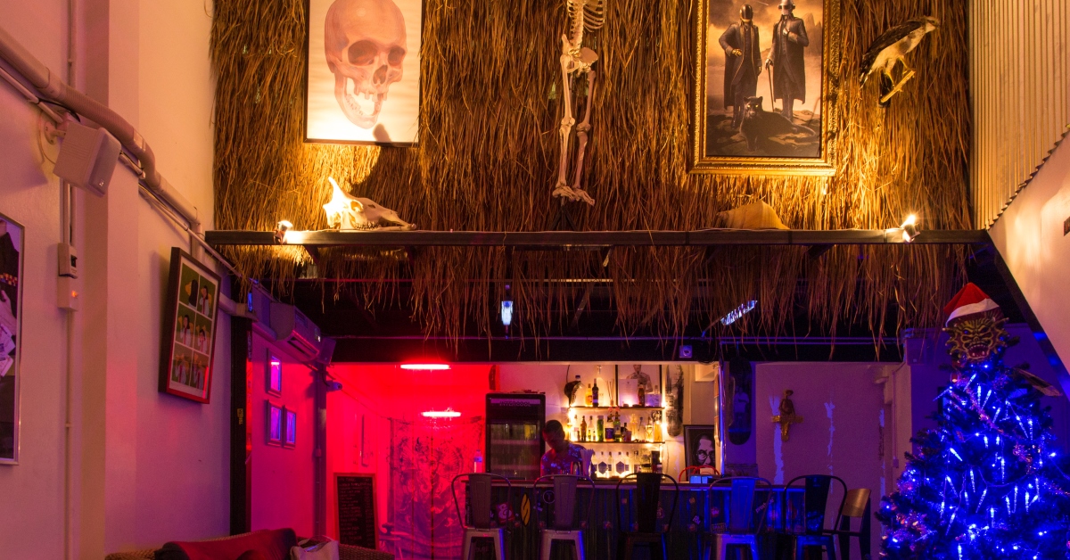 F.Orange บาร์ลับสาย experimental ทางเลือกใหม่สำหรับนักดื่มผู้หลงใหลในความ ‘อะไรก็ได้’