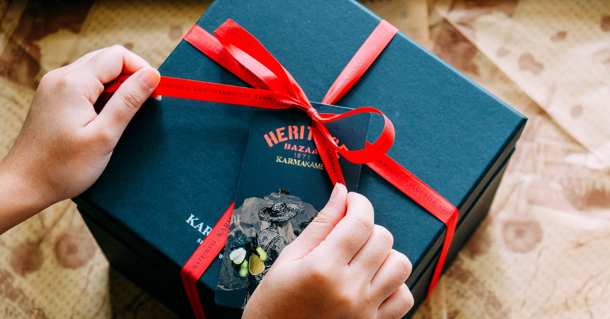 แกะกล่องของขวัญเครื่องหอมชั้นดีจาก Karmakamet Heritage Bazaar