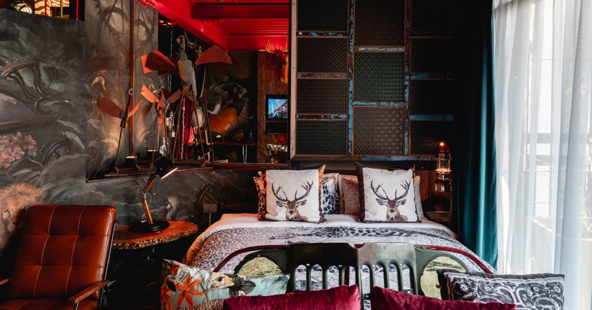 ชวนสายอาร์ตไปเช็คอินที่ MeStyle Garage บูทีคโฮเทลที่เต็มไปด้วยงานศิลปะ