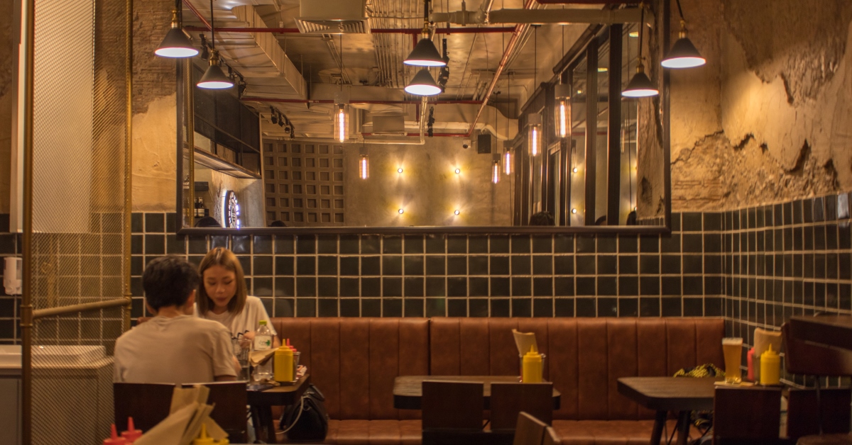 เราแวะไปก่อนใคร ! Cast Iron Burgerhaus ร้านเบอร์เกอร์และสเต็กน้องใหม่ในอารีย์