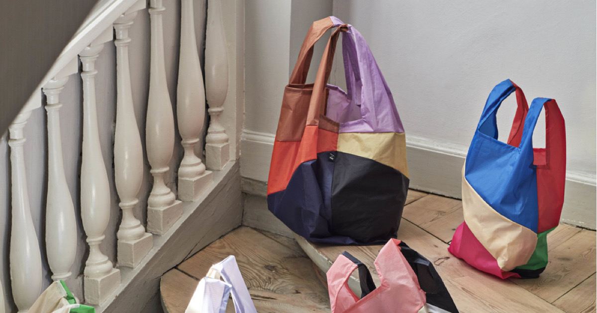 ลดพลาสติก ไม่ต้องลดความเป็นเรา: ชวนดู Reusable Tote Bag ถุงผ้าใช้ซ้ำได้ที่ดีต่อโลกและดีต่อใจ