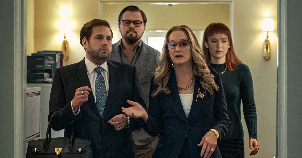 ไม่ต้องมองฟ้าหรอก เพราะบนฟ้าไม่มีใคร: ชวนดู Don’t Look Up หนังตลกเสียดสีทุกอย่างในโลกที่บอกเราว่า #ผนงรจตกม