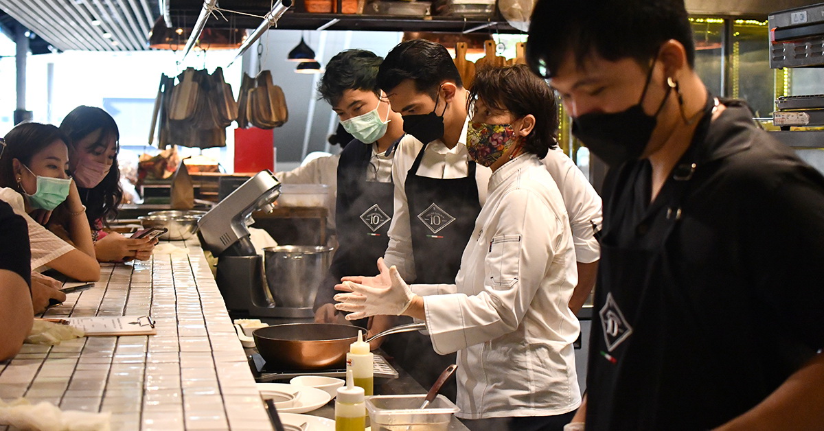 วาร์ปตัวเองไปอยู่อิตาลี กับกิจกรรมพิเศษประจำเดือนจาก iO Italian Osteria