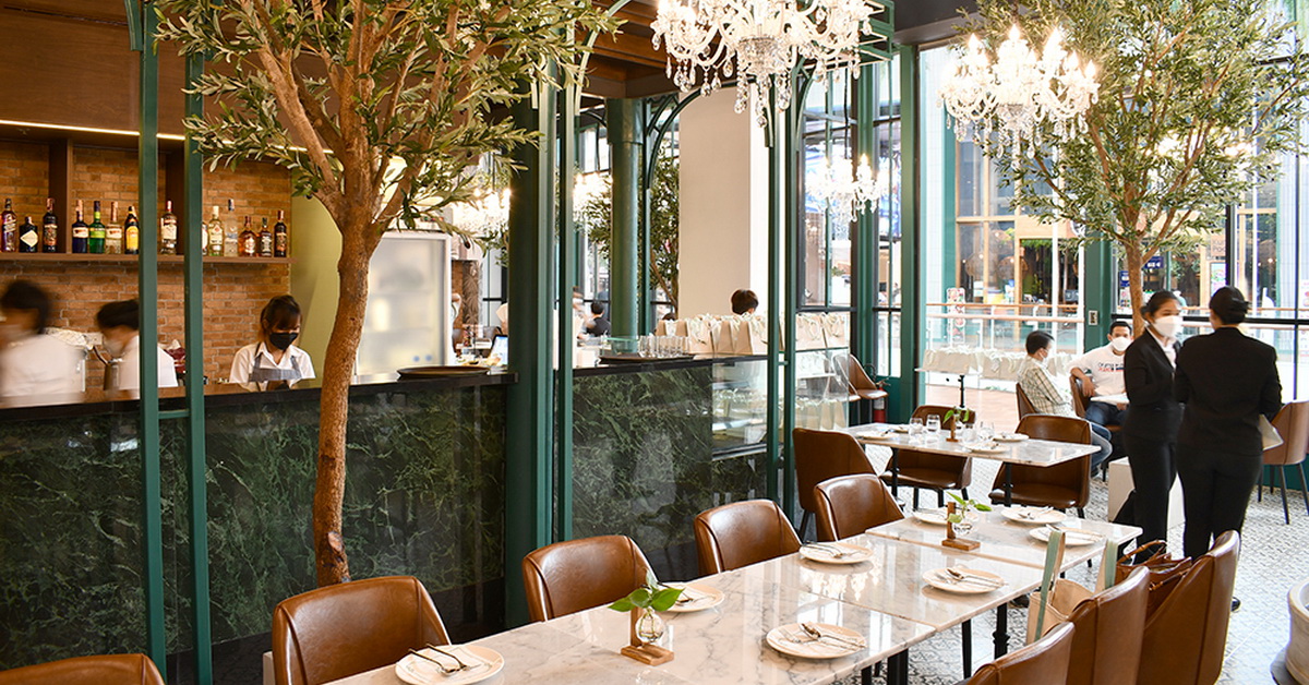 ย้อนความทรงจำในวันวานไปกับ ‘ข้าวจานโปรด’ ร้านใหม่ล่าสุดจากทีมเชฟรางวัลมิชลิน สู่หน้าร้านแห่งแรกบนเซ็นทรัลเวิลด์