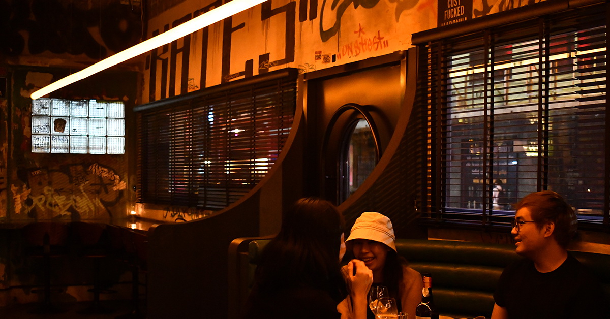 แจกรูต ‘บาร์ฮ็อปปิง’ ซอยนานา เยาวราช แวะชิม 4 ดริงก์ใหม่ จาก 4 ร้านดัง ให้ครบในคืนเดียว!