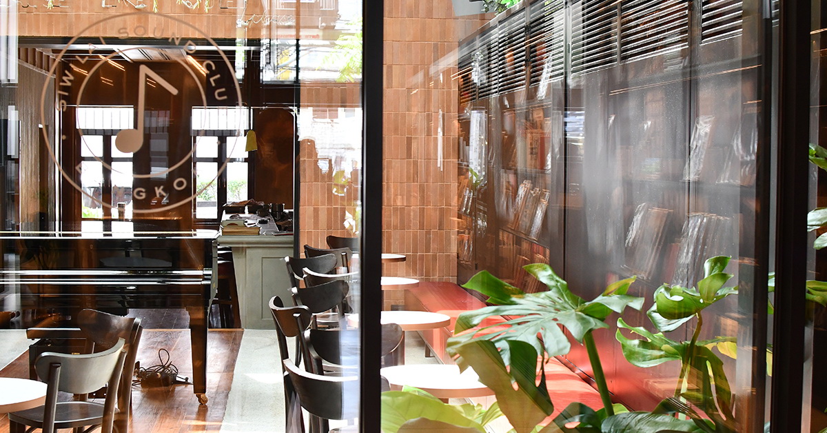 ความทรงจำในวันวานที่สื่อผ่านกาแฟและบรันช์ที่ดีจาก Siwilai Cafe สาขาเจริญกรุง ในตึก Central Original Store