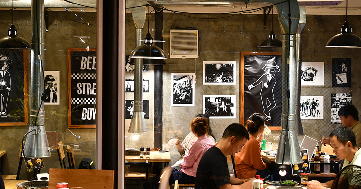 Beef Street Boys ร้านเนื้อย่างเปิดใหม่ขวัญใจวัยรุ่นเชียงใหม่ มาพร้อมบรรยากาศคุมโทนและเพลย์ลิสต์เพลงสกา