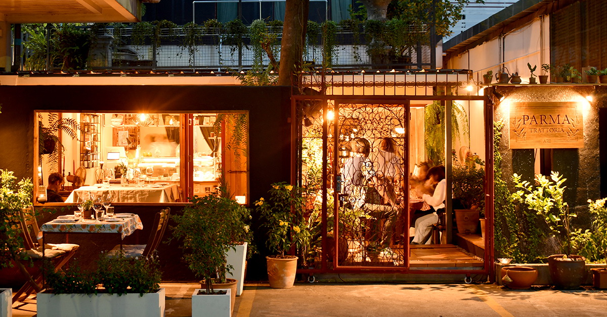 Parma Trattoria: จิบไวน์อิตาลี โคลด์คัต และพิซซ่าทำมือ ในบ้านสุดโฮมมี่หลังเล็กกลางซอยอารีย์