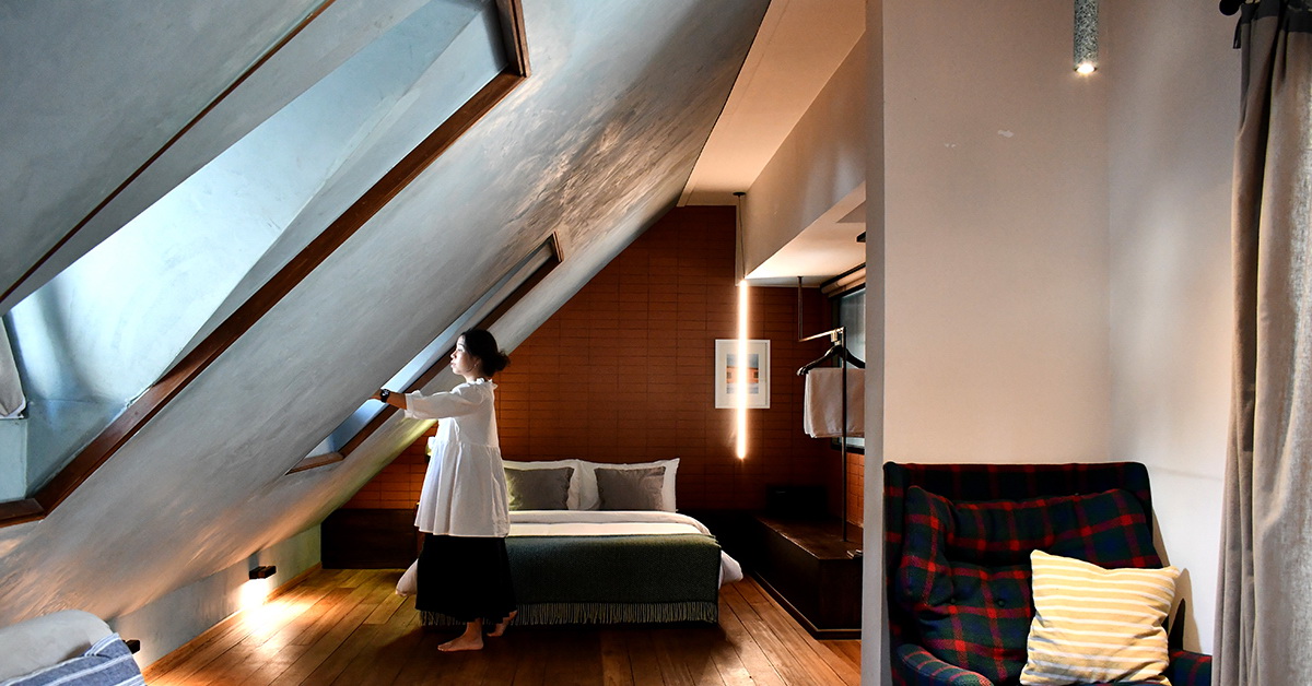 ชวนไป Staycation ในห้องใต้หลังคาสไตล์นอร์ดิกใจกลางทองหล่อที่ B HOUSE 49