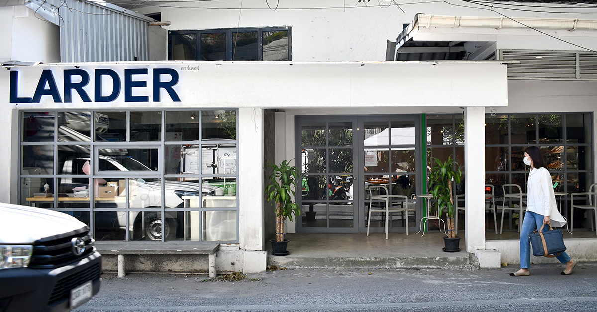 ขนมปังที่ชอบและชากูเตอรีที่ใช่ กับอาหารเช้าสไตล์โปแลนด์เซตใหม่ที่ Larder BKK