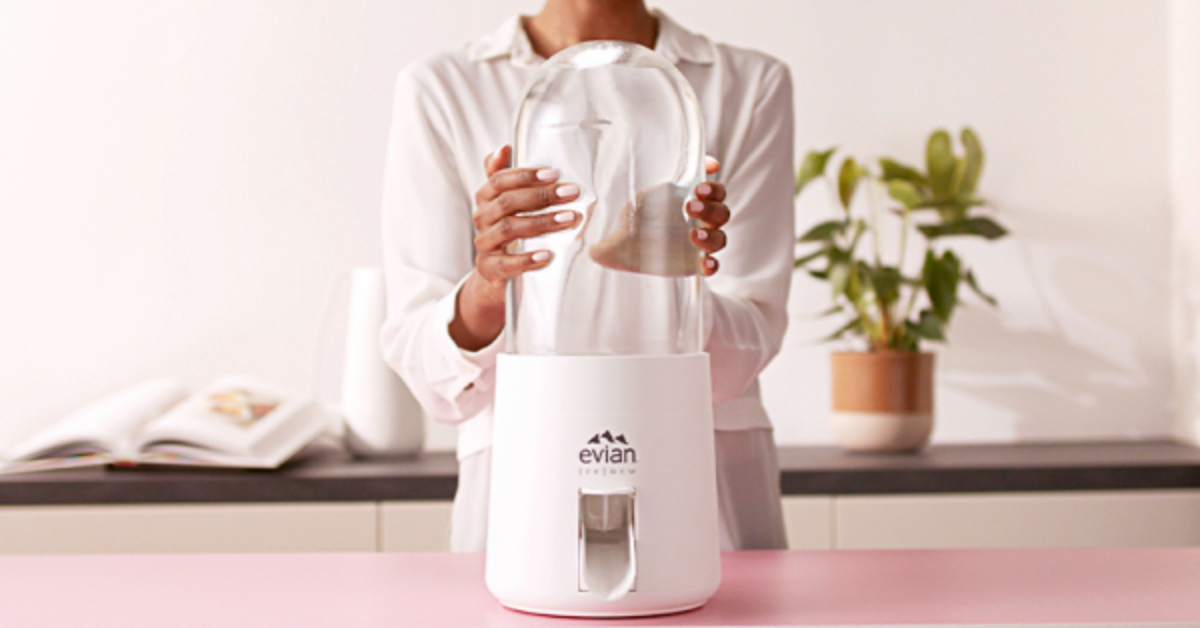 Evian x Virgil Abloh วางขาย ‘บับเบิลใส่น้ำ’ จากโปรเจกต์วัสดุรีไซเคิล (re)new แล้ว