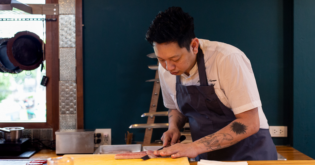 เยี่ยมบ้านใหม่ Fillets ประเดิมคอร์สโอมากาเสะซูชิสายลึกในตำนานโดยเชฟแรนดี้