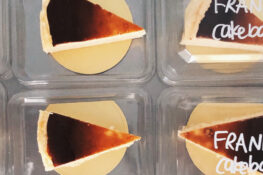 Frank Cake Bar ปล่อยเมนูพิเศษ Basque Burnt Cheesecake รับปลดล็อกโควิด
