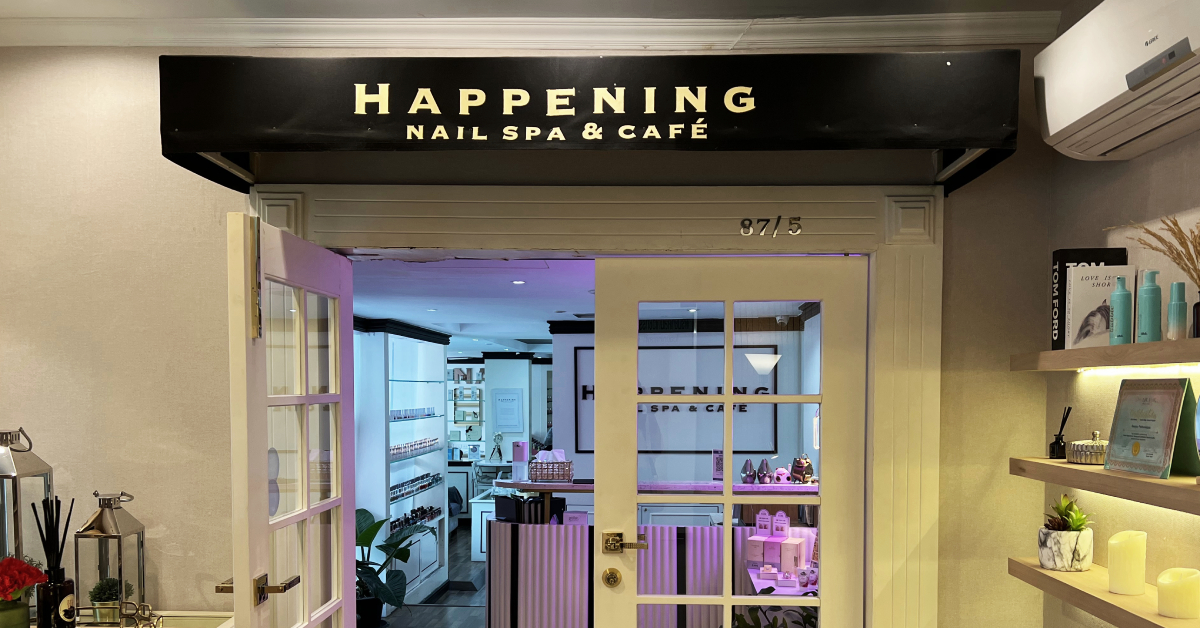 บาร์ลับหรือจะสู้ ‘ร้านทำเล็บลับ’ : ชวนแวะ Happening Nail Spa มุมทำเล็บสุดโคซี่กลางทองหล่อ