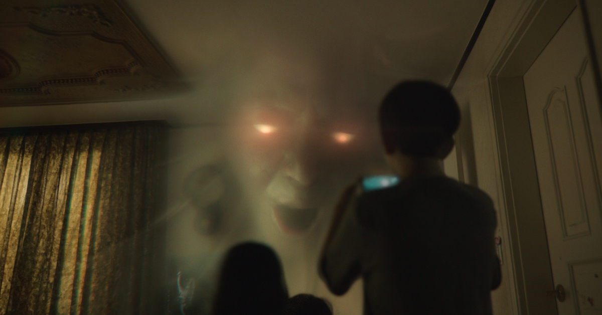 หรือโลกนี้ไม่มีเส้นแบ่งระหว่างคนดีกับปีศาจ: ชวนดู Hellbound ซีรีส์เสียดสีสังคมที่พาไปดูลัทธิคนดีที่ไล่ตีคนเห็นต่าง