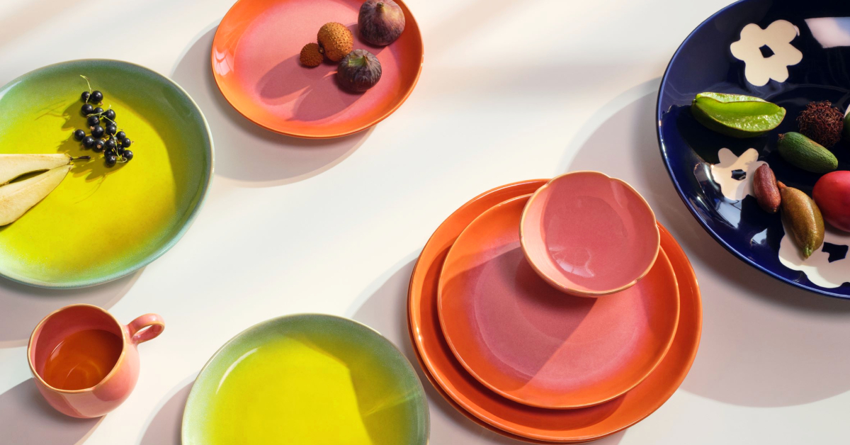 เติมความสดใสให้ชีวิตด้วยเซรามิกแวร์ ปลอกหมอนอิง และผ้าห่ม H&M HOME x India Mahdavi ที่ให้ทุกคนเป็นเจ้าของไอเทมที่ออกแบบโดยนักออกแบบดังได้ง่าย ๆ