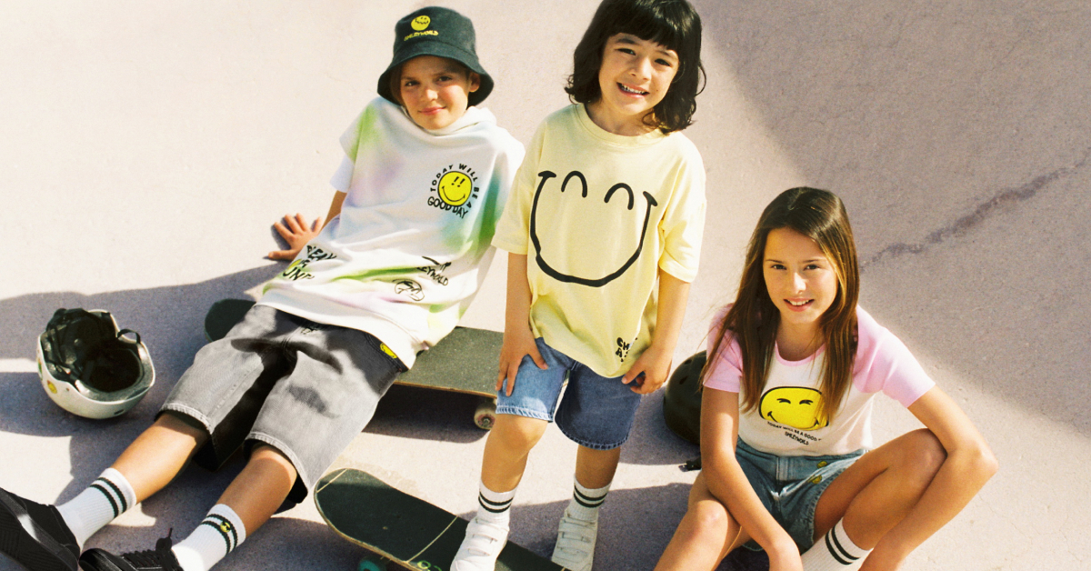 สร้างรอยยิ้มให้กับน้อง ๆ หนู ๆ ไปกับคอลเลกชันพิเศษ H&M x SmileyWorld ที่ครีเอตมาเพื่อฉลองครบรอบ 50 ปี SmileyWorld โดยเฉพาะ
