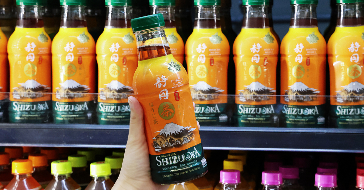 หวานน้อย กาเฟอีนน้อย แต่คุณภาพเต็มขวด: Shizuoka Hojicha Mildly Sweet ดริงก์ใหม่ของคนรักชาเขียว