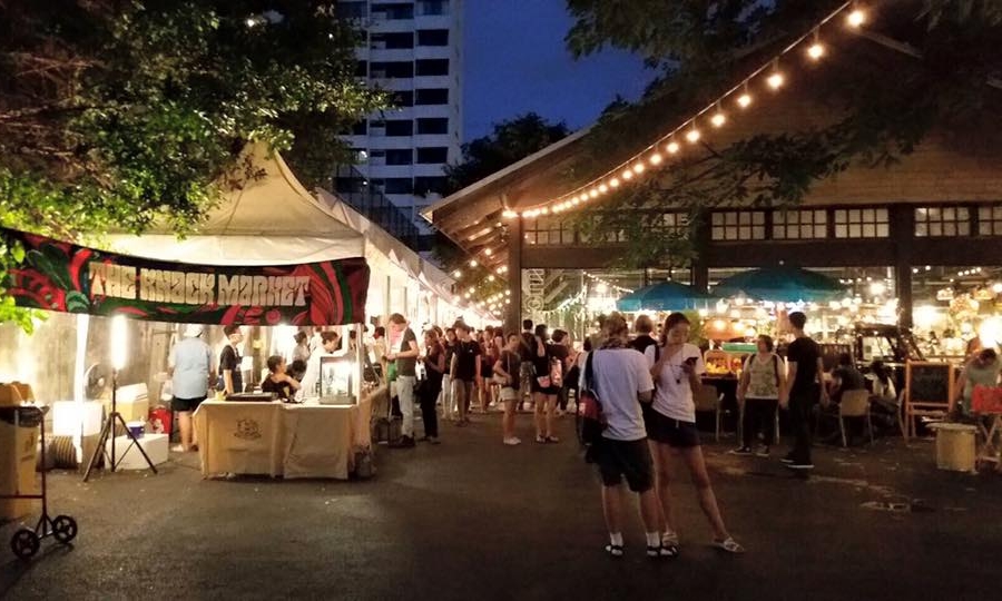 ชวนลอยกระทงดูหนังกลางแปลงริมเจ้าพระยาที่ The Jam Factory