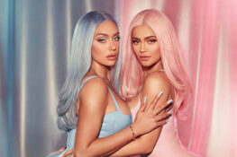 Kylie Cosmetics x Anastasia Karanikolaou คอลเลกชันเมกอัปของ 2 เพื่อนสาวคนดัง ที่ลิมิเต็ดสุด ๆ วางขายวันนี้!