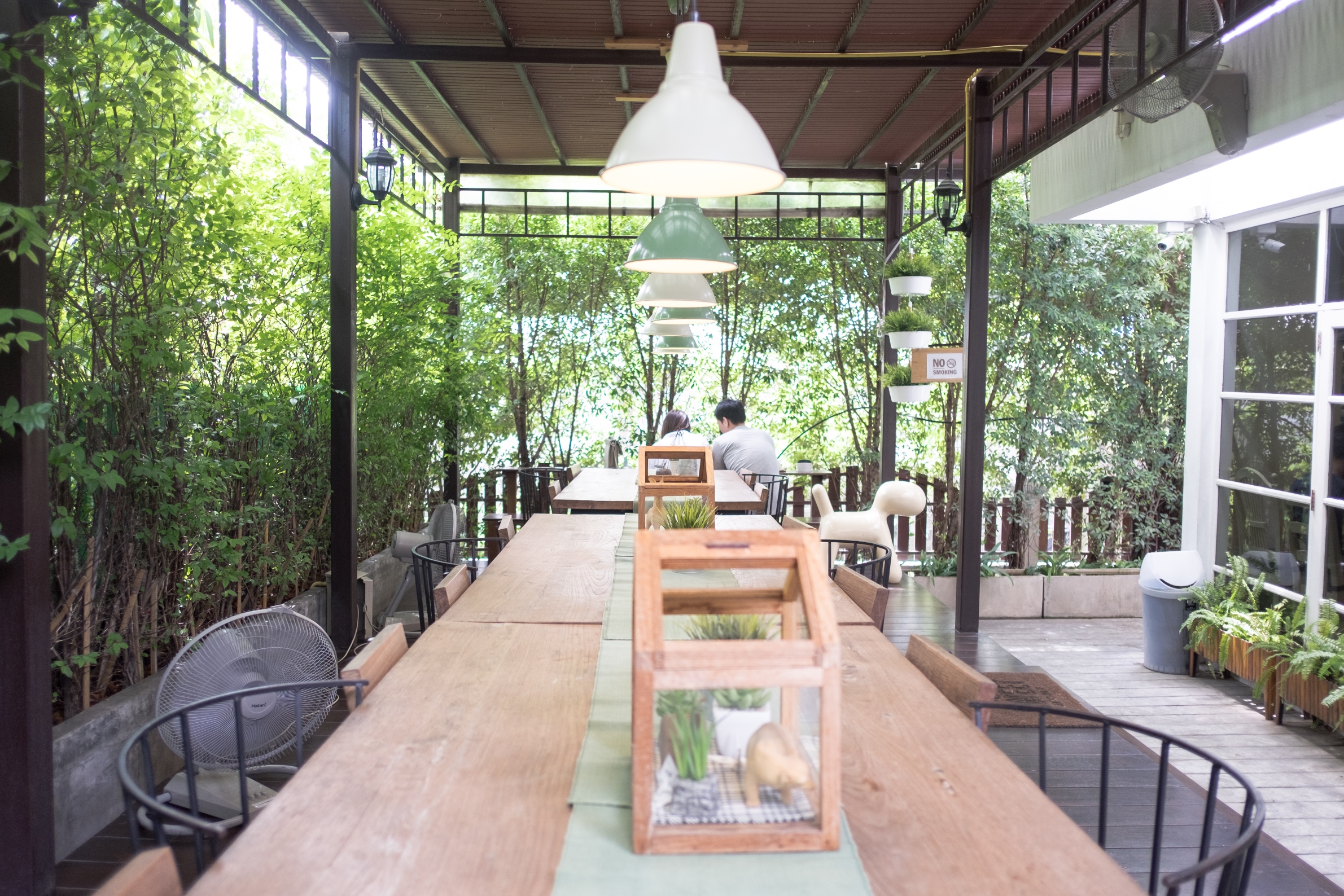 เช้าจรดเย็น: 10 คาเฟ่และร้านน่ารักในแถบราชพฤกษ์