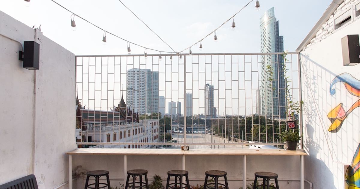 เช้าจรดเย็น: คาเฟ่-บาร์ในย่านเจริญกรุงซอย 47 ถึง 72