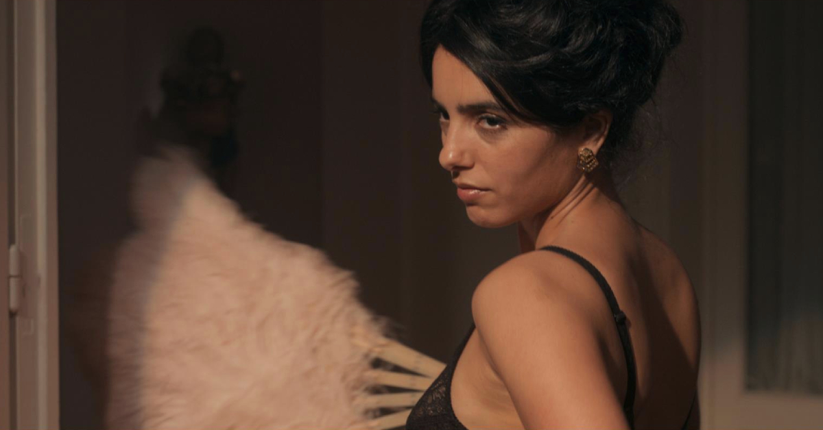 เพราะโลกนี้เป็นของผู้ชาย: ชวนดู Madame Claude หนังอิงเรื่องจริงว่าด้วยการขายกามารมณ์เพื่อความรุ่งโรจน์