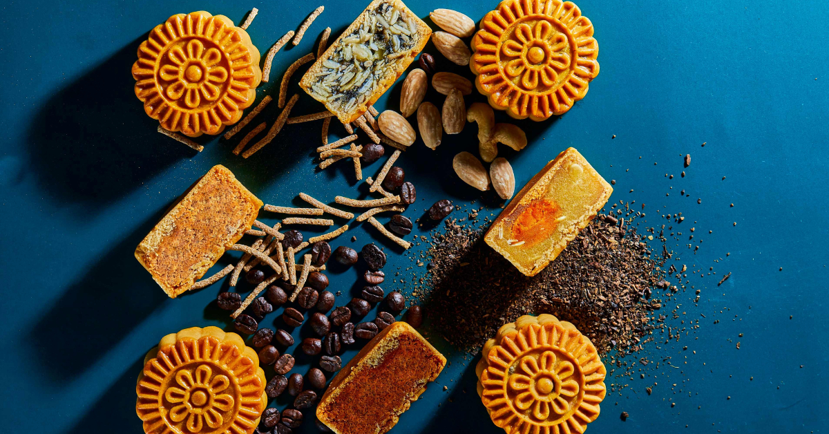 Kimpton Maa-Lai Bangkok เปิดให้จองสั่งจองเซตขนมไหว้พระจันทร์สุดพิเศษที่มาพร้อม ‘พระจันทร์’ ของตัวเองแล้ว