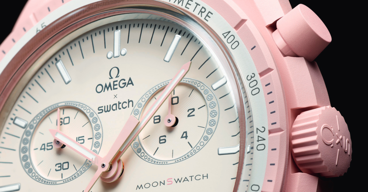อะไรมันจะฮอตขนาดนั้น! ซูมชัด ๆ ดีเทลสุดเนี้ยบของ SWATCH x OMEGA นาฬิกา BIOCERAMIC คอลเลกชัน MoonSwatch ที่เปิดตัวทีห้างแทบแตก