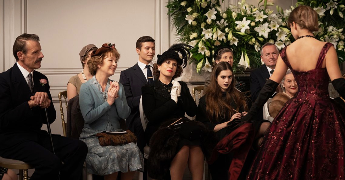 ชวนดูหนังน่ารัก Mrs. Harris Goes to Paris ว่าด้วยแม่บ้านช่างฝันที่บอกตัวเองว่าสักวันจะมีชุด Dior เป็นของตัวเอง