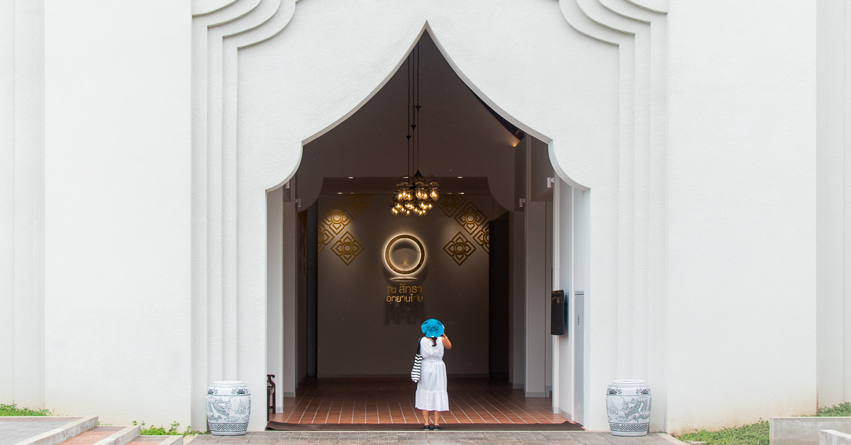 พาไปแต่งชุดไทยเดินชมประวัติศาสตร์ที่ ‘ณ สัทธา’ อุทยานไทยสายเลือดใหม่ในราชบุรี