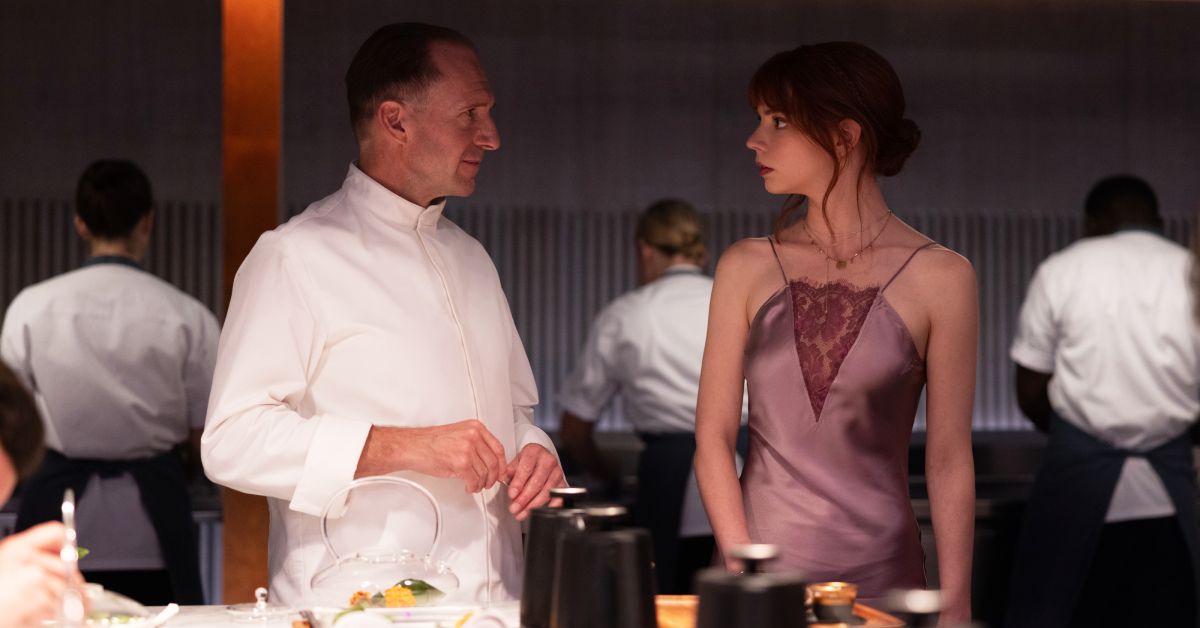 เสียดสีคนรวยอย่างเหนือชั้น กับคอร์สไฟน์ไดนิ่งในหนัง The Menu ที่แขกคนพิเศษที่เดินเข้าร้าน อาจไม่ได้กลับออกไป