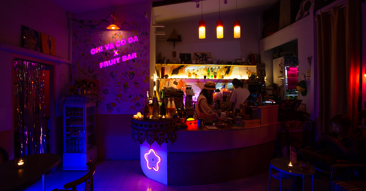 Fruit Bar โซเชียลคลับลับที่ซ่อนอยู่ในคาเฟ่อะโวคาโด เพื่อคนรักเหล้าผลไม้โดยเฉพาะ