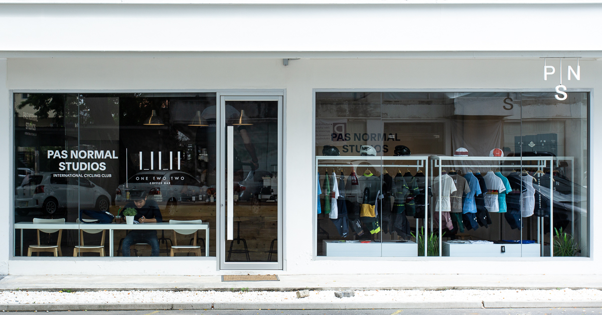 Pas Normal Studios x One Two Two Coffee Bar พิกัดใหม่ย่านเอกมัยของนักปั่นและนักดื่ม